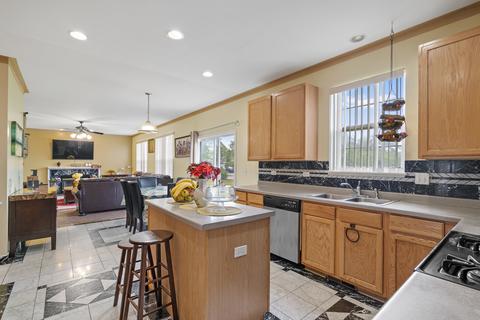 2541 Cushing Ln, Aurora, IL 60503 photo 7