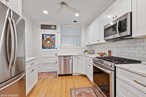 2000 Harrison St #1E, Evanston, IL 60201 photo 4