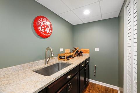 1186 Pinetree Ln, Bartlett, IL 60103 photo 33