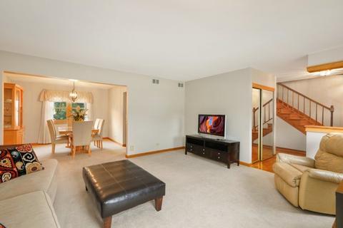 1186 Pinetree Ln, Bartlett, IL 60103 photo 5