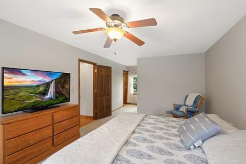 1186 Pinetree Ln, Bartlett, IL 60103 photo 21