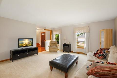 1186 Pinetree Ln, Bartlett, IL 60103 photo 4