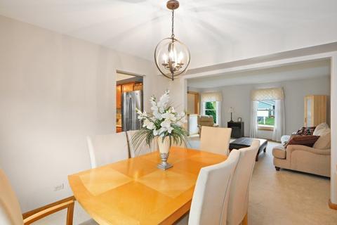 1186 Pinetree Ln, Bartlett, IL 60103 photo 7