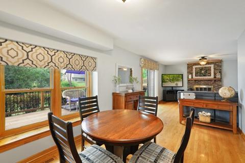 1186 Pinetree Ln, Bartlett, IL 60103 photo 14