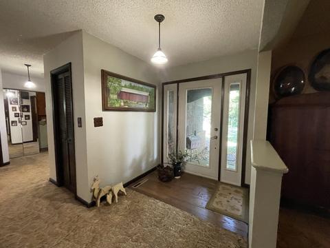 19 Westwood St, Weldon, IL 61882 photo 4
