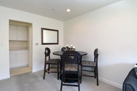 616 E Shabonee Trl, Mount Prospect, IL 60056 photo 9