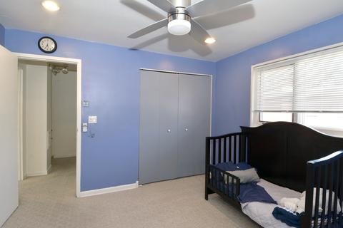 616 E Shabonee Trl, Mount Prospect, IL 60056 photo 17