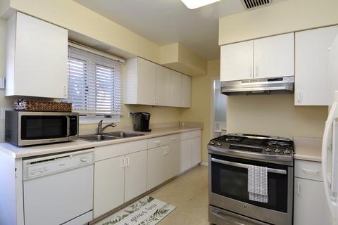 616 E Shabonee Trl, Mount Prospect, IL 60056 photo 10