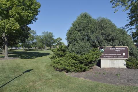 616 E Shabonee Trl, Mount Prospect, IL 60056 photo 22