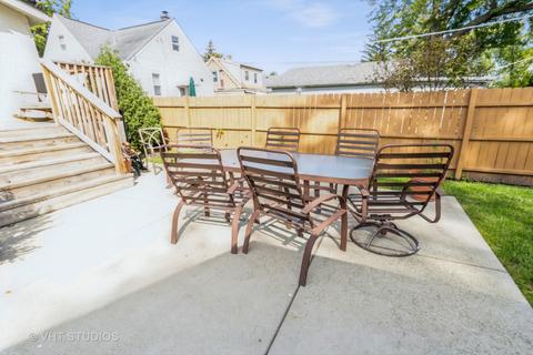 1071 E Prairie Ave, Des Plaines, IL 60016 photo 16