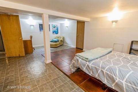 1071 E Prairie Ave, Des Plaines, IL 60016 photo 14