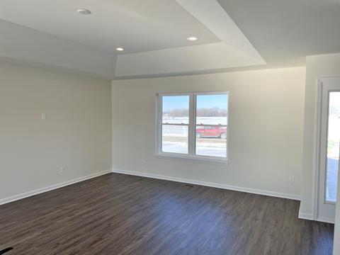 600 Apple Valley Rd, Harvard, IL 60033 photo 2