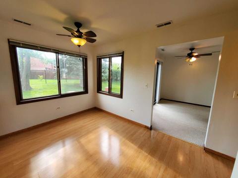 534 Surf Ct, Wheeling, IL 60090 photo 5