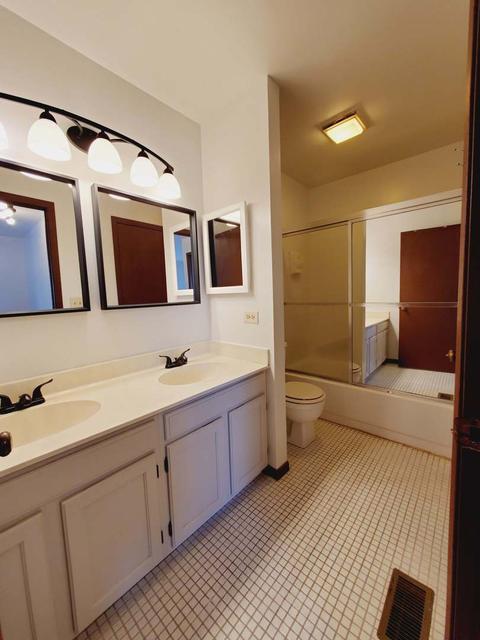 534 Surf Ct, Wheeling, IL 60090 photo 20