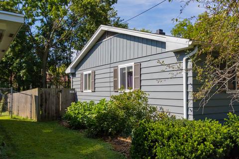 115 W Cypress St, Normal, IL 61761 photo 8