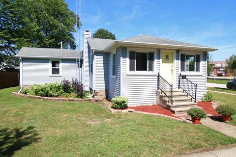 956 E Jackson St, Morris, IL 60450 photo 2