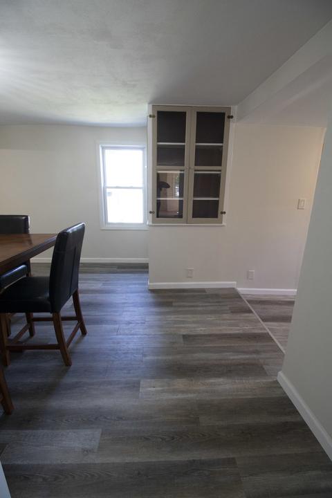 956 E Jackson St, Morris, IL 60450 photo 8