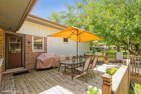 14358 Maple Ln, Midlothian, IL 60445 photo 23