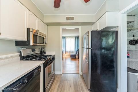 2721 Eisenhower Dr, Des Plaines, IL 60018 photo 7