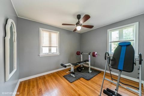2721 Eisenhower Dr, Des Plaines, IL 60018 photo 11