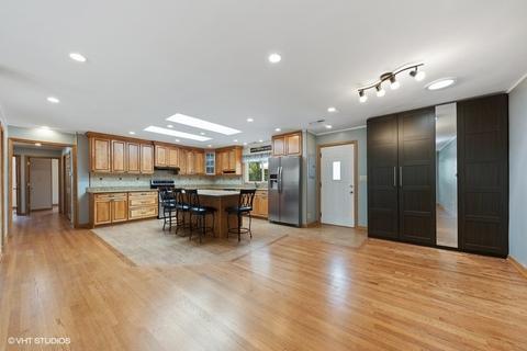 640 Western St, Hoffman Estates, IL 60169 photo 6