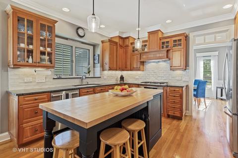 1327 Irving Ave, Wheaton, IL 60187 photo 11