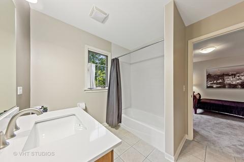 1327 Irving Ave, Wheaton, IL 60187 photo 23