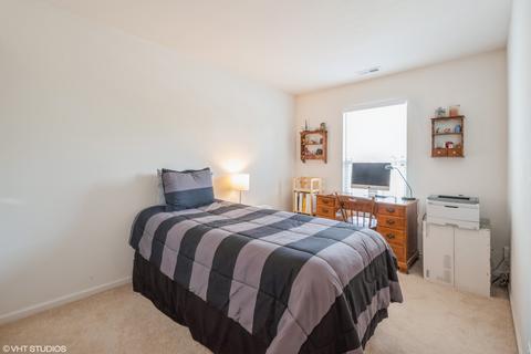 605 Conservatory Ln, Aurora, IL 60502 photo 11