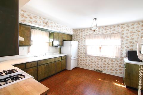 407 W Summit Ave, Normal, IL 61761 photo 8