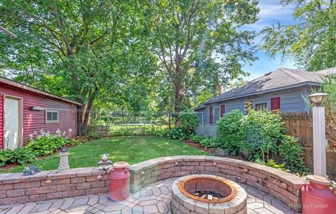 19 S Commonwealth Ave, Elgin, IL 60123 photo 33