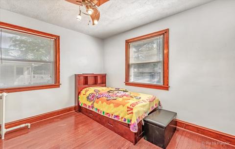 19 S Commonwealth Ave, Elgin, IL 60123 photo 13