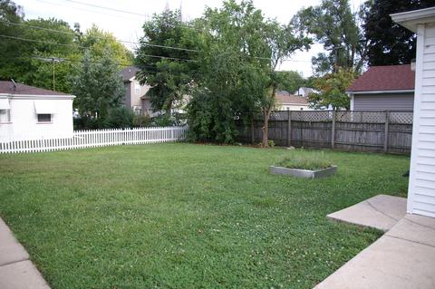 525 Parker Ave, Aurora, IL 60505 photo 8