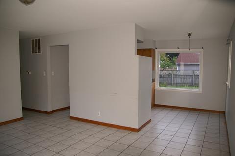 525 Parker Ave, Aurora, IL 60505 photo 14
