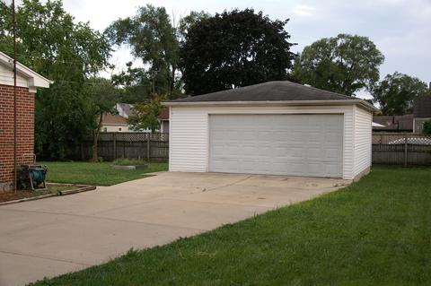525 Parker Ave, Aurora, IL 60505 photo 6