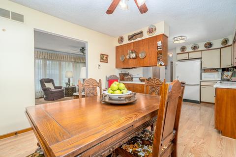 190 N Forrest Dr, Mazon, IL 60444 photo 6
