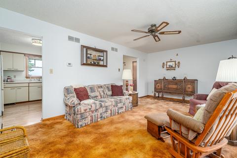 190 N Forrest Dr, Mazon, IL 60444 photo 8