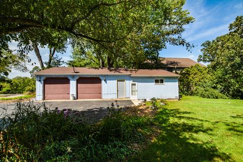 2108 Colby Dr, Mchenry, IL 60050 photo 4