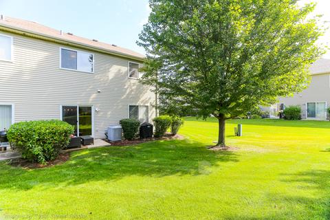 17560 Gilbert Dr, Lockport, IL 60441 photo 5