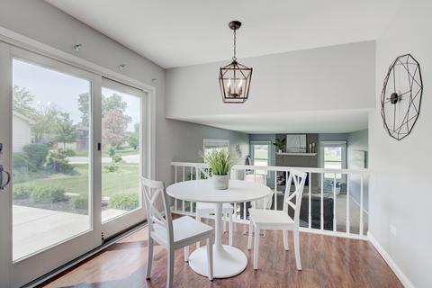 2286 Richmond Dr, Wheaton, IL 60189 photo 14