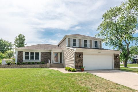 2286 Richmond Dr, Wheaton, IL 60189 photo 1