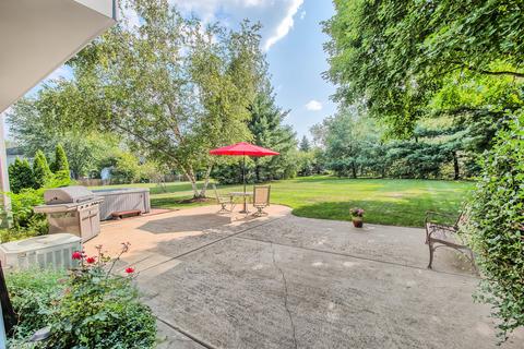 592 Covered Bridge Dr, Elgin, IL 60124 photo 28