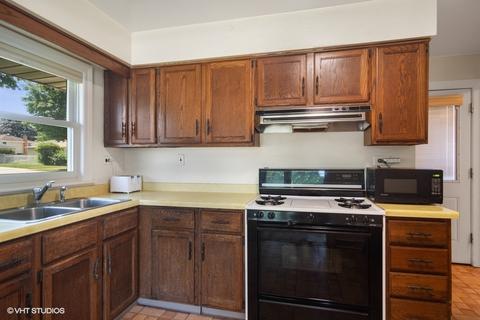 330 Emmerson Ave, Itasca, IL 60143 photo 8