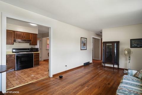 330 Emmerson Ave, Itasca, IL 60143 photo 5