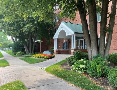 1600 E Thacker St #409, Des Plaines, IL 60016 photo 3