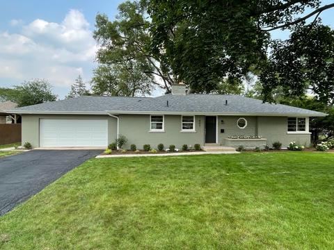 807 Crest St, Wheaton, IL 60189 photo 1