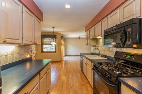 837 Maple Rd, Flossmoor, IL 60422 photo 5