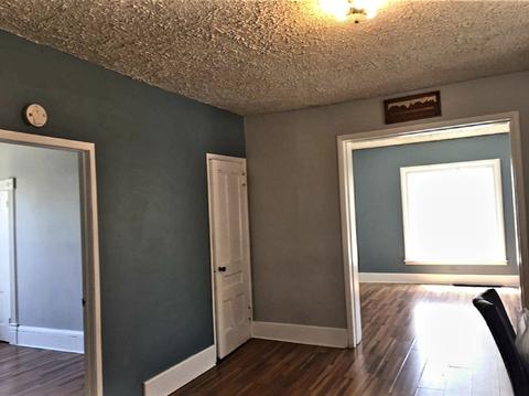 726 Spring St, Aurora, IL 60505 photo 4