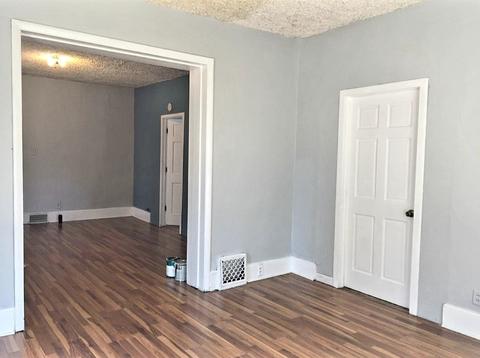 726 Spring St, Aurora, IL 60505 photo 6
