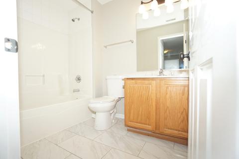 588 Declaration Ln, Aurora, IL 60502 photo 17