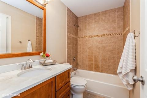 232 Westbrook Cir, Naperville, IL 60565 photo 12